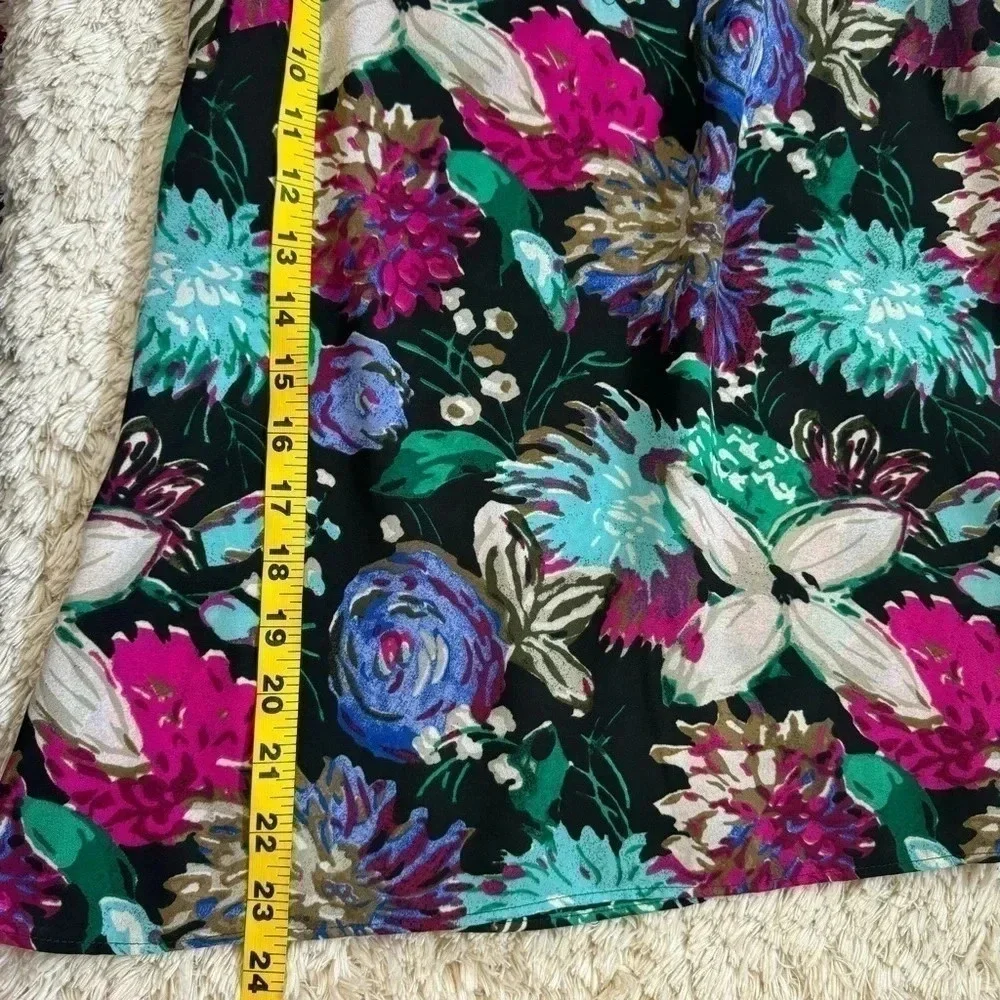 J.crew Womens Printed sleeveless Ruffle tops size 2